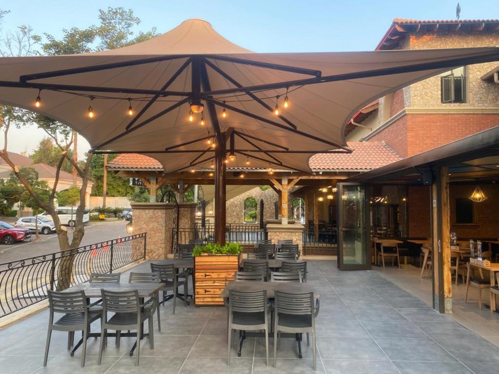 Garden Court Morningside Sandton Johannesburg Exterior foto